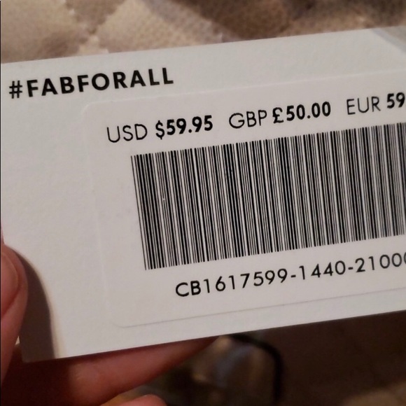 NEW Talon Crossbody Bag - Picture 4 of 8